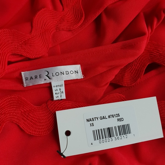 Nasty Gal Deep Plunging Red Bodycon Dress - Picture 4 of 8